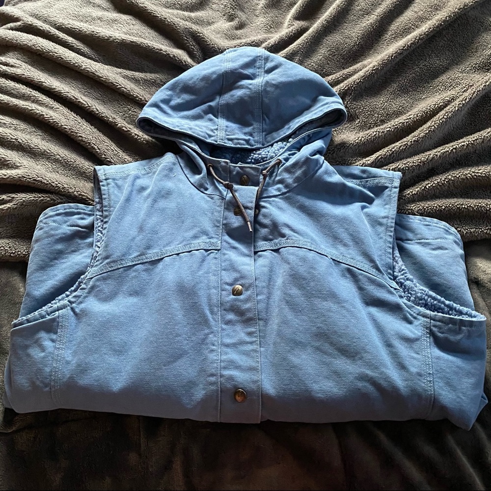 Carhartt: Hooded Canvas Vest